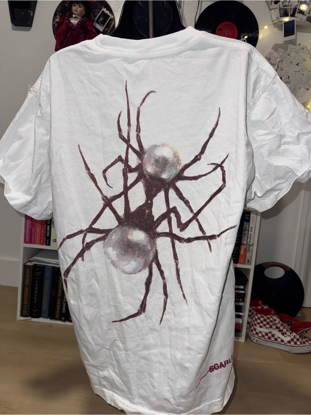 White Graphic Short Sleeve Tee with Abstract Orb Design